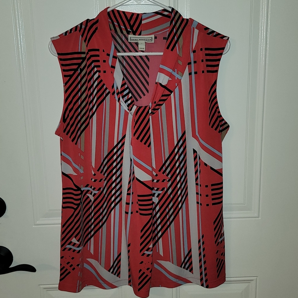 Geometric Print Blouse